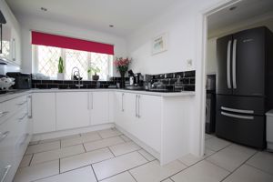 Kitchen/Utility Room- click for photo gallery